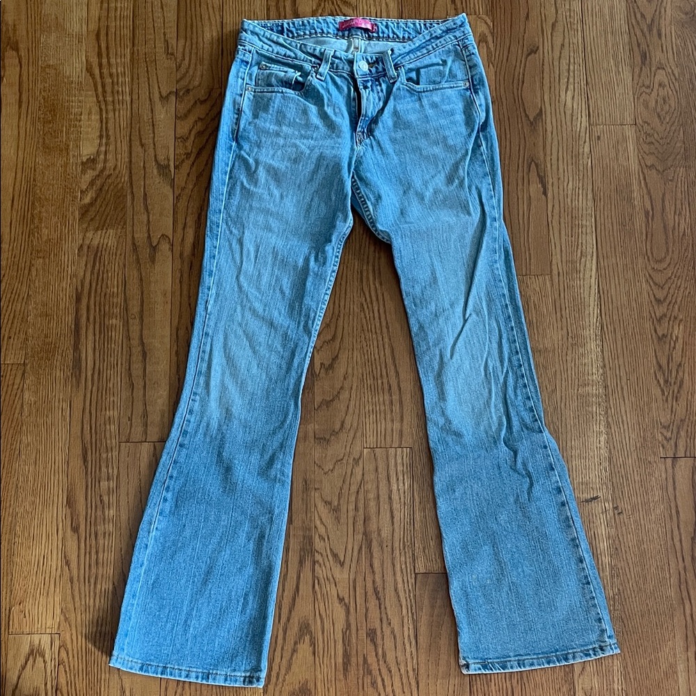 Levi's Ladies 518 Super Low Boot Cut Light Blue Jeans - Picture 7 of 13